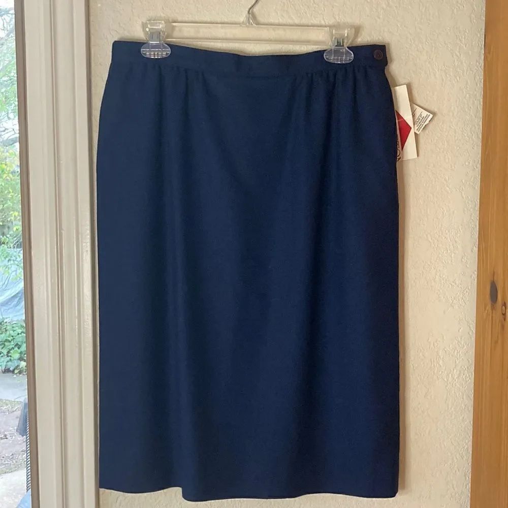 Vintage Classic Navy Pendleton 100% Virgin Wool A-Line Fully Lined Skirt Sz 14 P